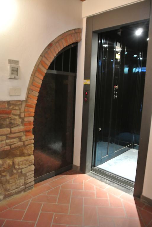 Casa Torre Apartment Arezzo Exterior photo